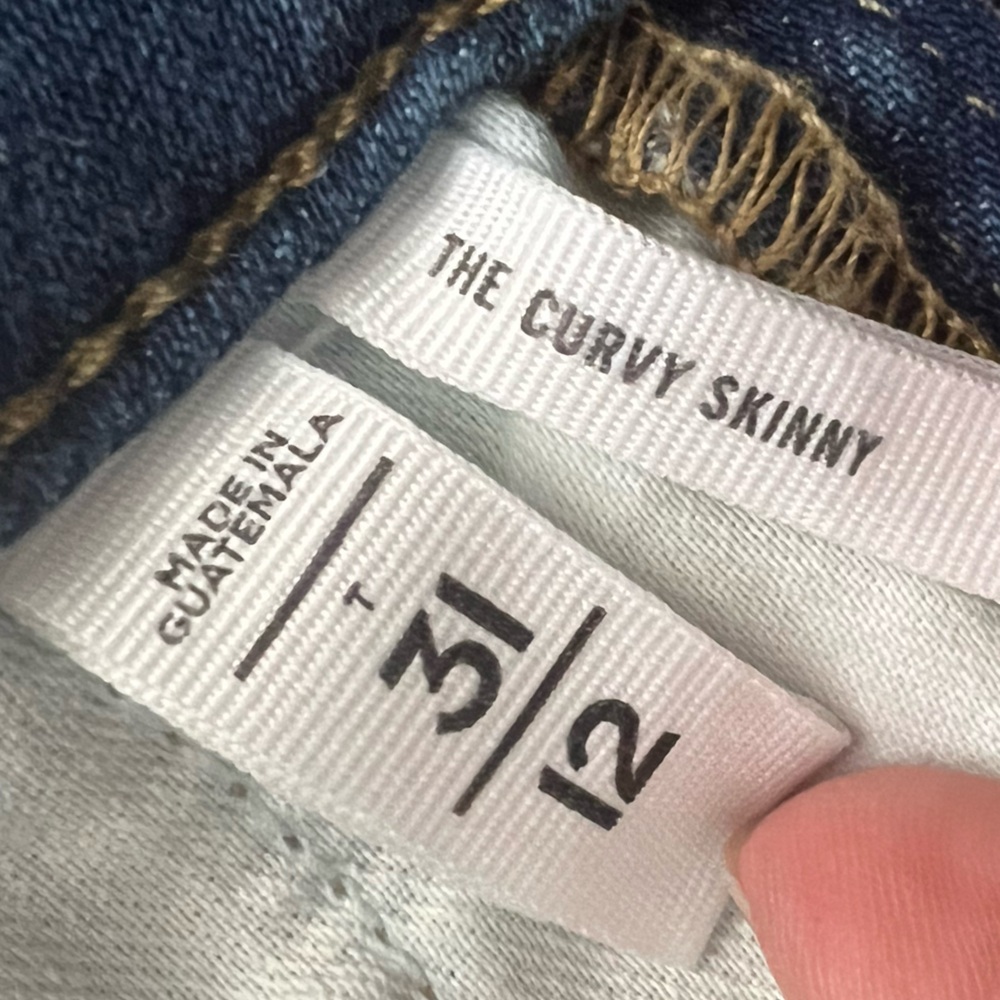 LOFT Tall Curvy Chewed Hem High Rise Skinny Jeans in Authentic Indigo - Picture 3 of 4